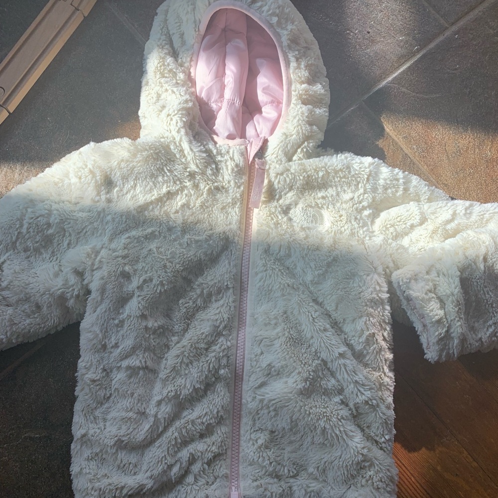 2T north face coat